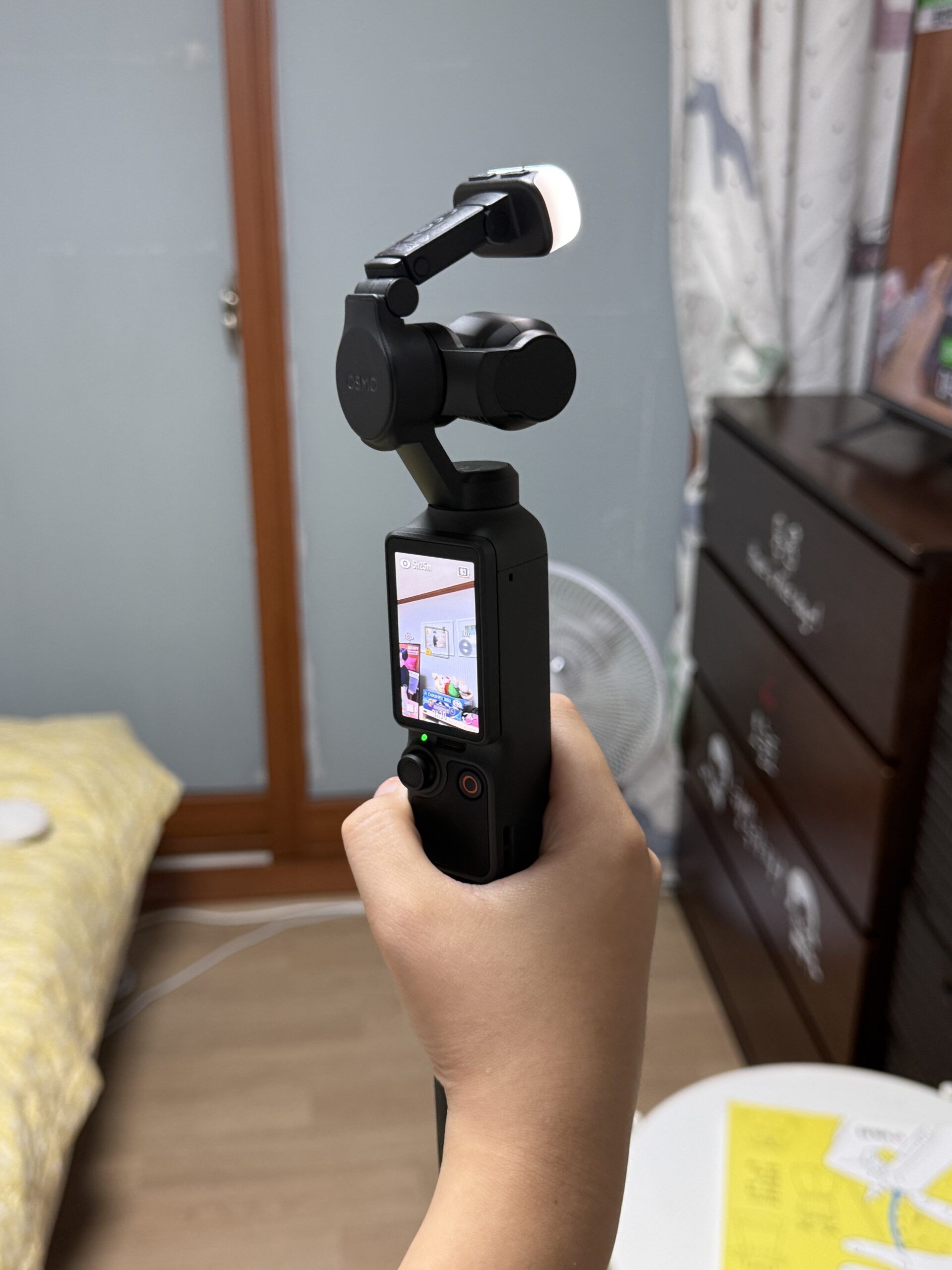 DJI 오즈모 포켓 4